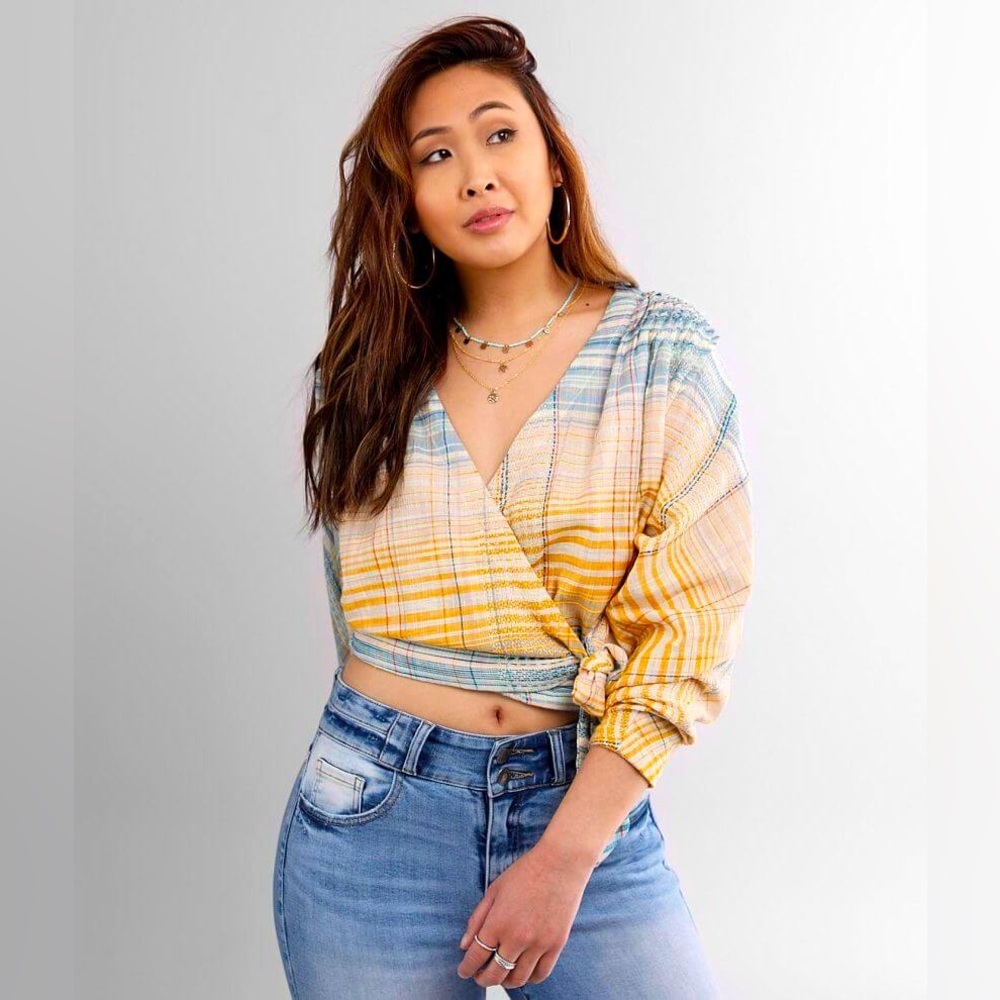 Free People Maldives Wrap Top - Picture 1 of 4